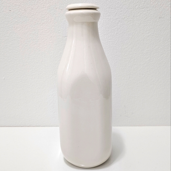 Vintage Ceramic Painted Milk Bottle Carafe - Picture 4 of 13